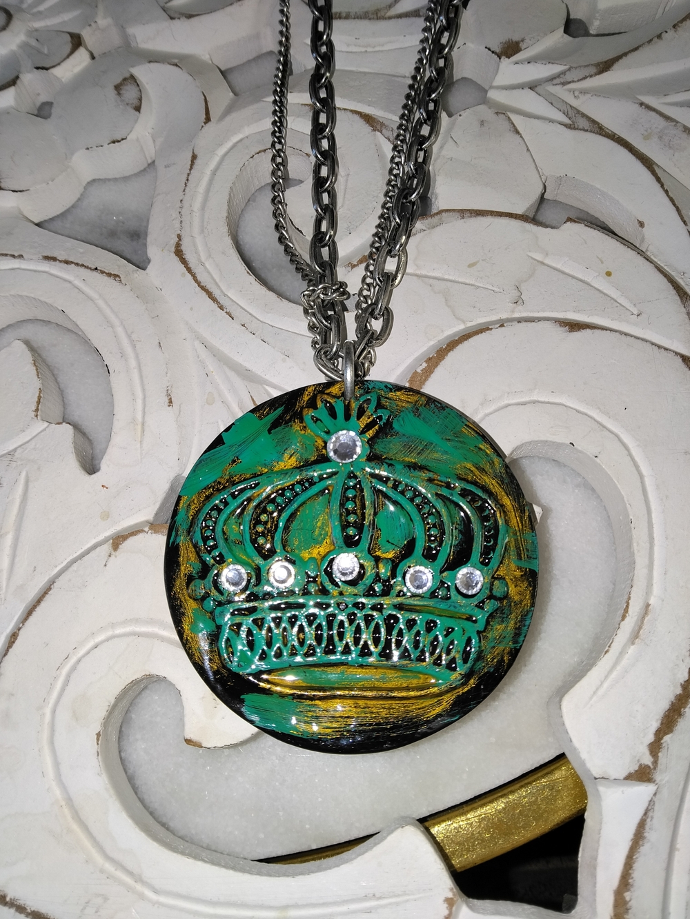 Green and Gold Crown Pendant Necklace